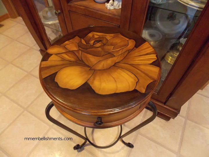 rose stain painted small accent table, painted furniture