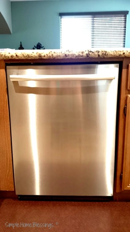 stainless steel showroom shine in minutes, appliances, cleaning tips