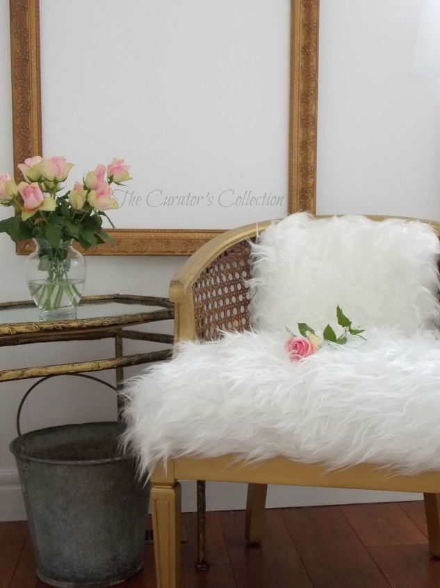 uma cadeira furlicious boudoir