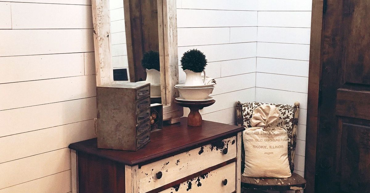 Diy Shiplap Wall Easy Cheap And Beautiful Part 1