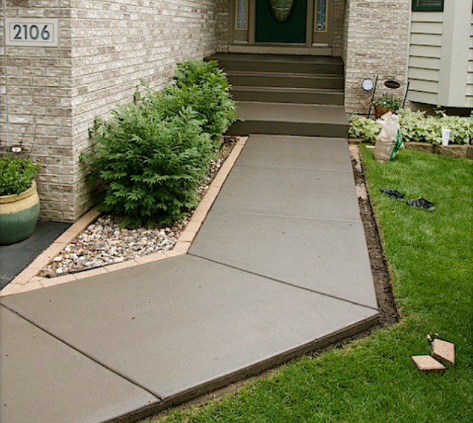 9 Budget Ways to Make Your Walkway Look Even Better Than Last Year