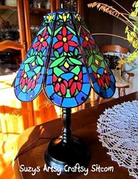 haz una lampara tiffany de imitacion a partir de un hallazgo de una tienda de segunda