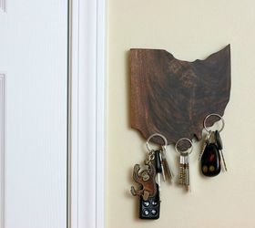 s 13 inexpensive entryway ideas that will make you smile every time you, crafts, foyer, Craft a cute 15 magnetic keyholder