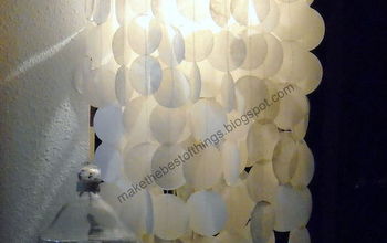 Haz una lámpara de araña de mesa con conchas Capiz de papel de cera