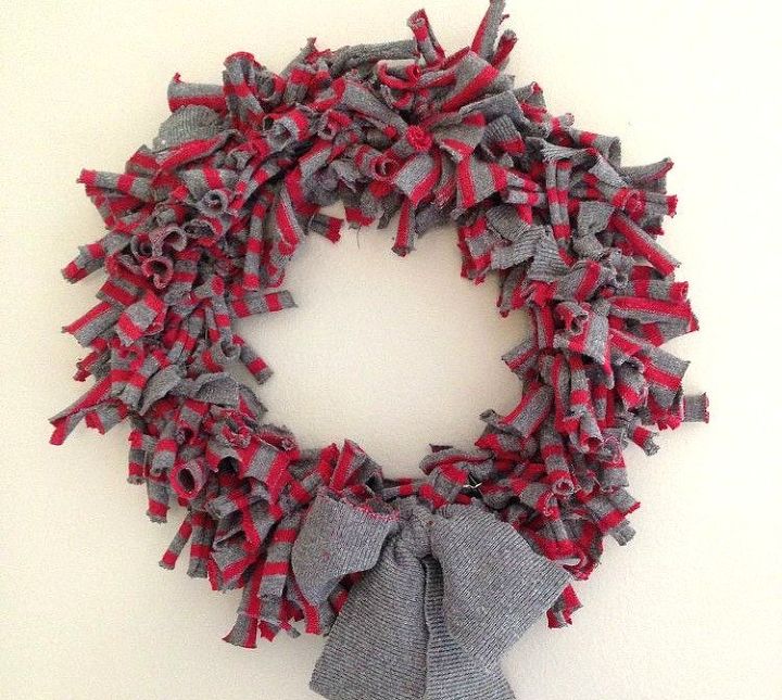 s 15 reasons not to trash your ugly worn out sweaters, crafts, repurposing upcycling, Cut strips and make a rag wreath