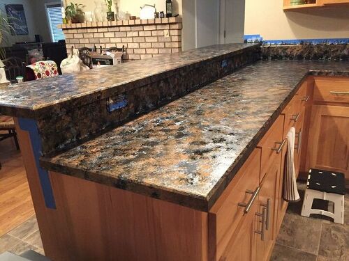 I want to cover up or paint my old Formica counter tops in I want to cover up or paint my old Formica counter tops in