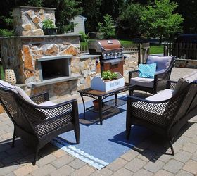 https://cdn-fastly.hometalk.com/media/2016/03/01/3293141/13-expensive-looking-outdoor-rug-ideas-that-cost-less-than-20.jpg?size=720x845&nocrop=1