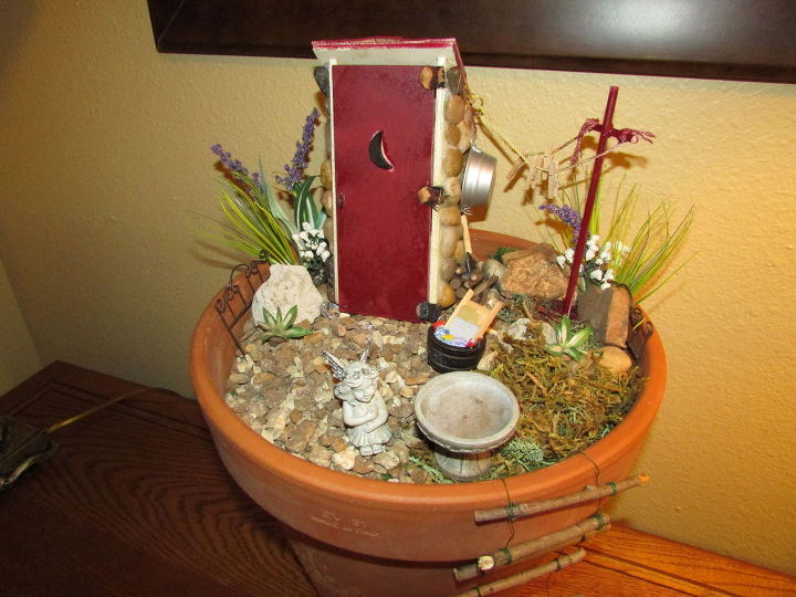 fairy garden outhouse, crafts, gardening