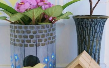  Recicle uma casa de passarinho para transformá-la em um vaso ou vaso de flores