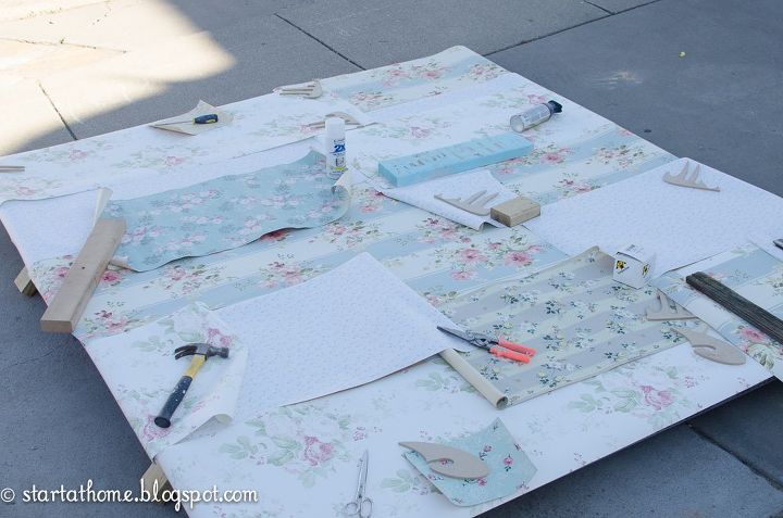diy free standing wall with vintage wallpaper, diy, wall decor