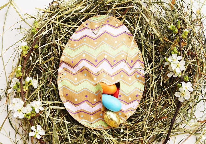 stuffed easter eggs out of paper, crafts, easter decorations, repurposing upcycling
