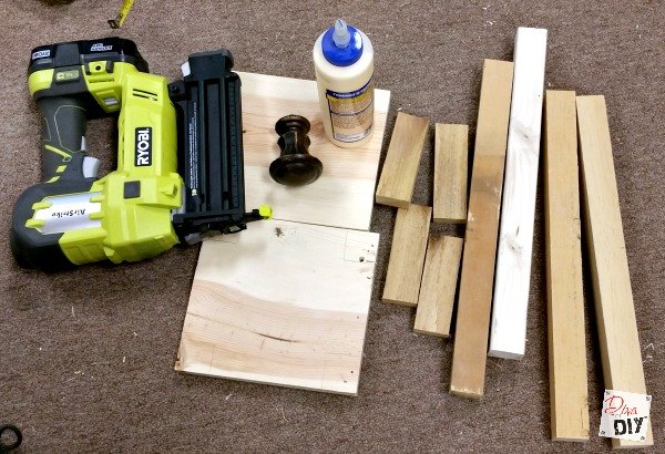 Easy Outdoor Decor Make Wood Lanterns With Scrap Diy How To Easy Outdoor Decor Make Wood Lanterns With Scrap Diy How To