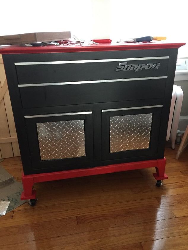 Tool Chest Dresser Repurposed Hutch Bottom Hometalk Tool Chest Dresser Repurposed Hutch Bottom Diy Organizing Painted Furniture Repurposing Upcycling