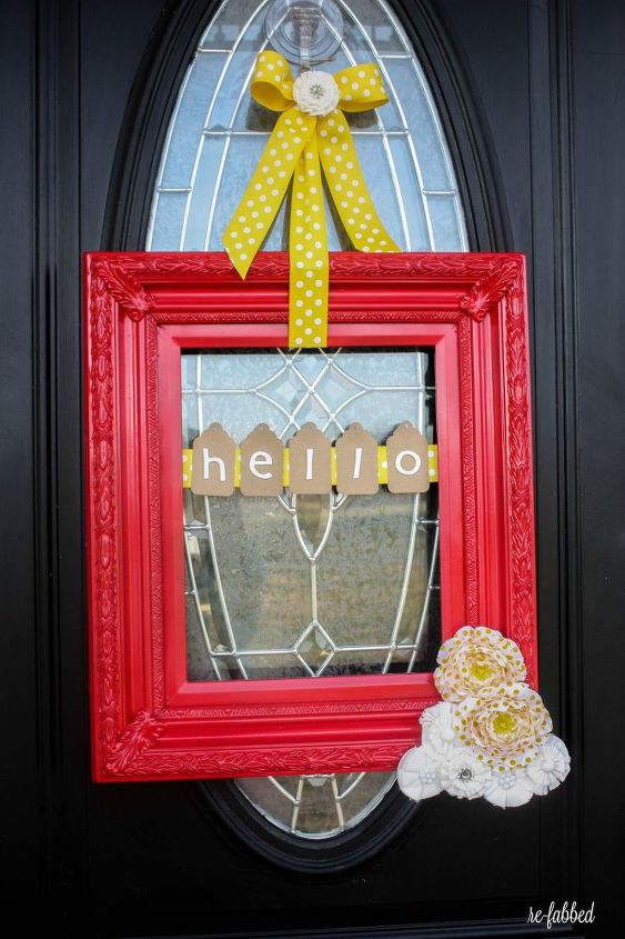 s 31 gorgeous spring wreaths that will make your neighbors smile, crafts, seasonal holiday decor, wreaths, Spray paint an old frame for this door look