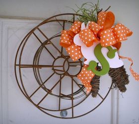 s 31 gorgeous spring wreaths that will make your neighbors smile, crafts, seasonal holiday decor, wreaths, Upcycle an interesting find