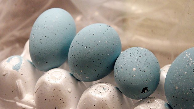faux blue bird eggs and nest eastereggs, crafts, easter decorations, how to, seasonal holiday decor