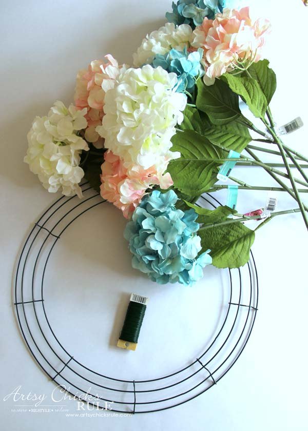 easy diy hydrangea wreath, crafts, hydrangea, wreaths