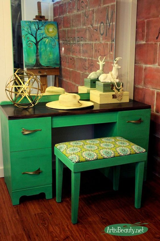 s 21 enchanting ideas for people who love green, home decor, paint colors, painted furniture, Make Your Vanity Corner Pop with Color