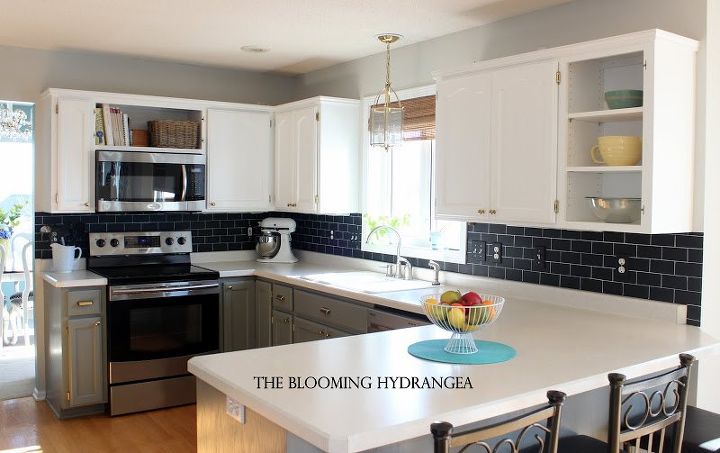 13 ideias incrveis de backsplash de cozinha sem azulejos, Backsplash de telha de ard sia abaixo de US 20