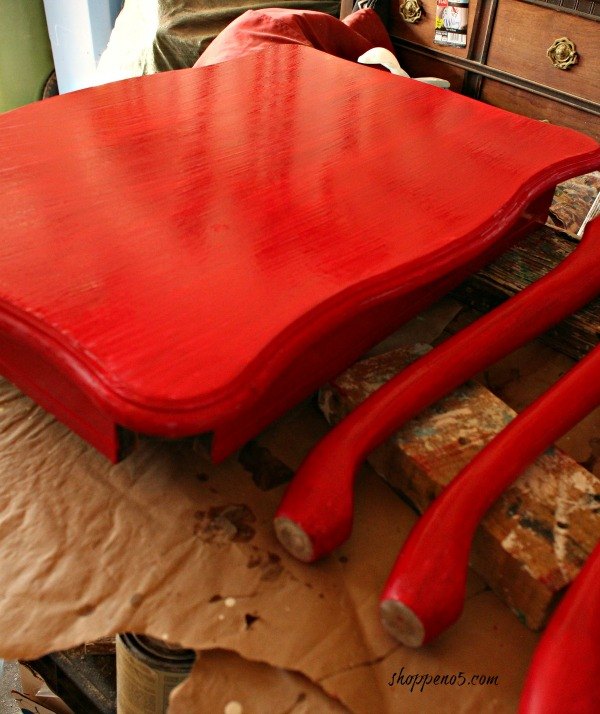 diylikeaboss pinta esta mesa de rojo ahora