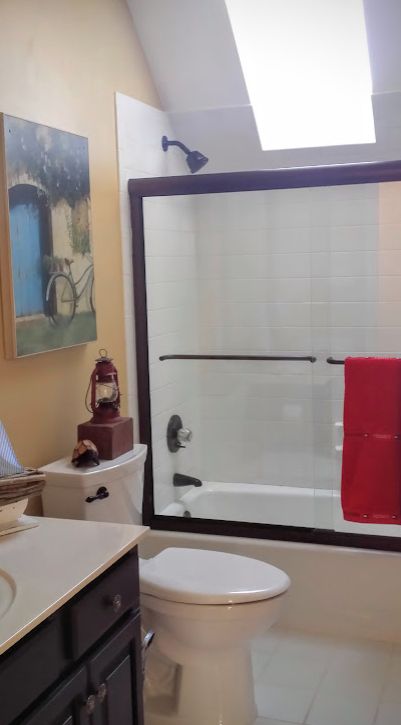 bold red white and blue beach themed bathroom makeover, bathroom ideas, home decor