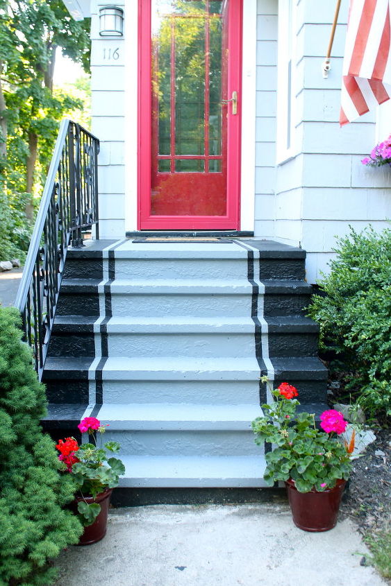 s 11 quick and easy curb appeal ideas that make a huge impact, curb appeal, Add a chic pattern to your porch stairs