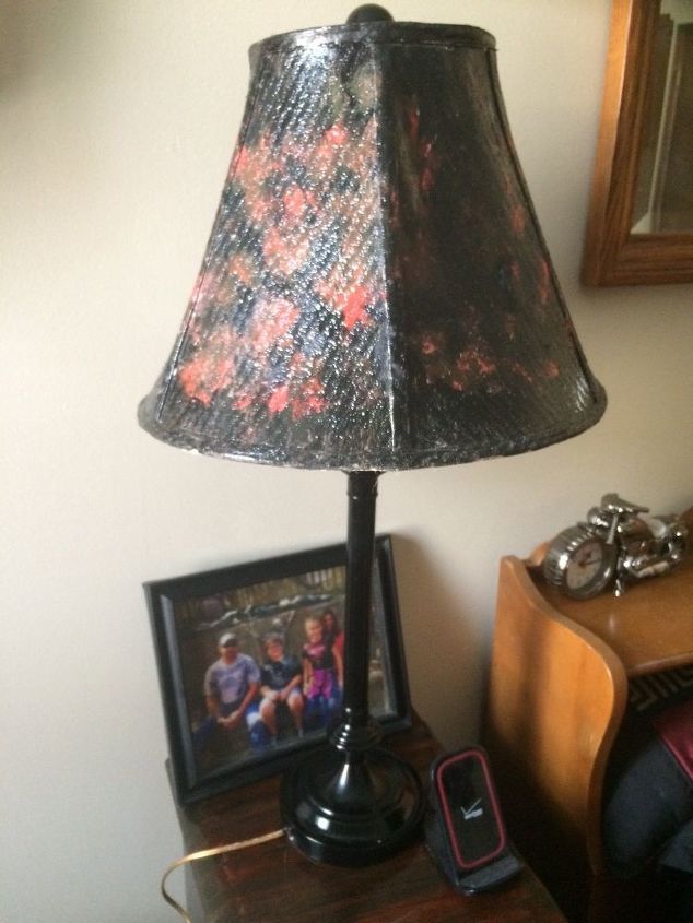 re do of old lamp shades so they go with my night stand redo, crafts, lighting