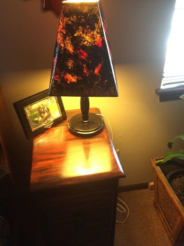 re do of old lamp shades so they go with my night stand redo, crafts, lighting