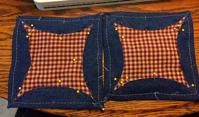 agarradera cuadrada hecha con viejos jeans