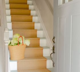 15 bold ways to redo your outdated staircase without remodeling, Choose a soothing grey palette