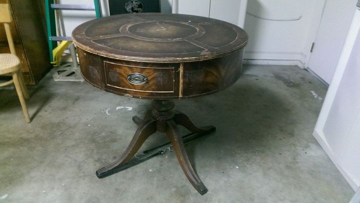 1940 s drum table recycle, chalk paint, painted furniture, The before of the 1940 s drum table