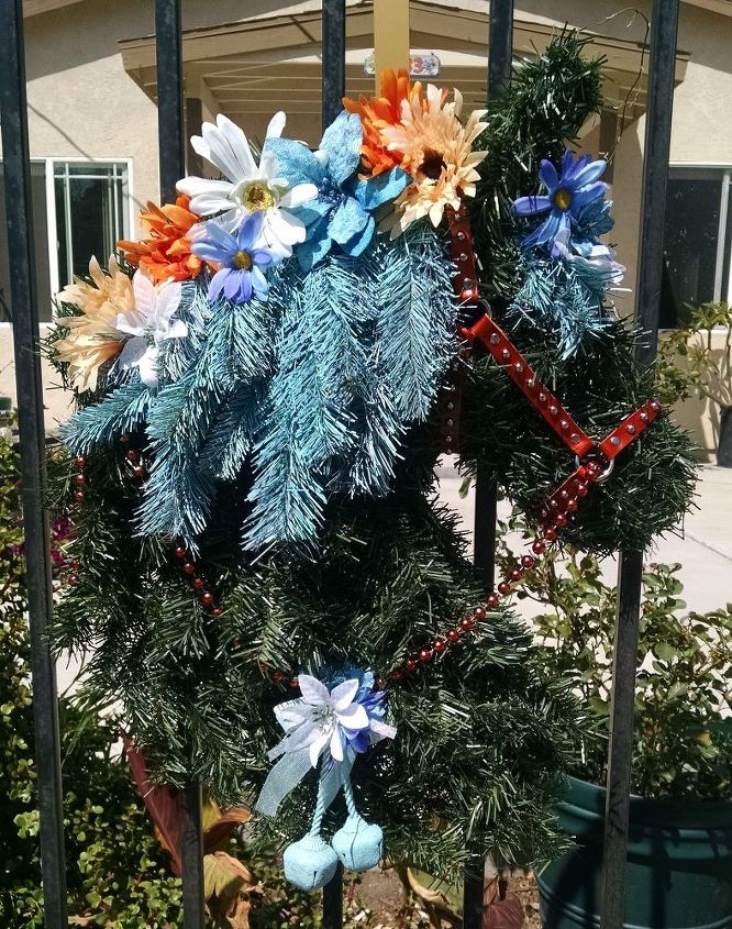 springtime horse head wreaths, crafts, wreaths