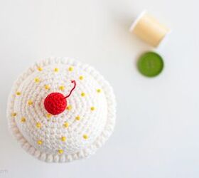 cupcake pincushion sewing kit, crafts, mason jars, repurposing upcycling