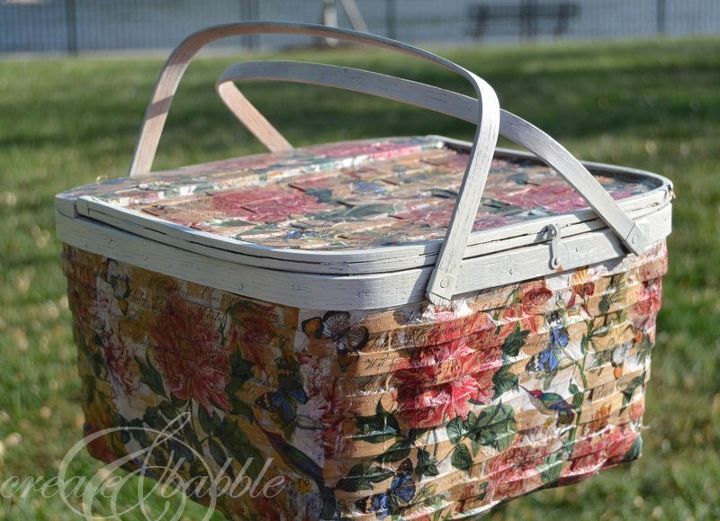17 maneiras de usar o mod podge em sua casa, cesta de piquenique recuperada