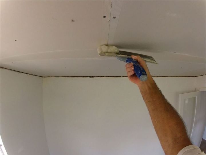 diy how to get a flat drywall butt joint with fiberglass mesh tape, diy, home improvement, home maintenance repairs, how to, painting, wall decor