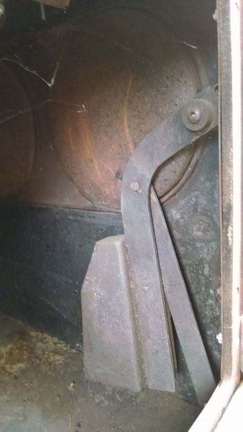 fijacin del contrapeso en una estufa de lea antigua, mecanismo de contrapeso