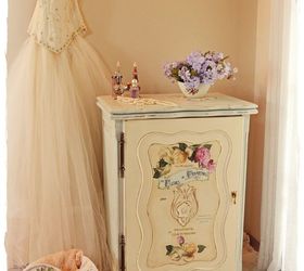 From Sewing Machine Cabinet to Charming Vanity