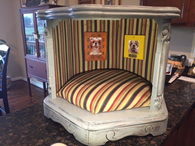 doggy bedroom, bedroom ideas, chalk paint, painted furniture, pets, pets animals, reupholster