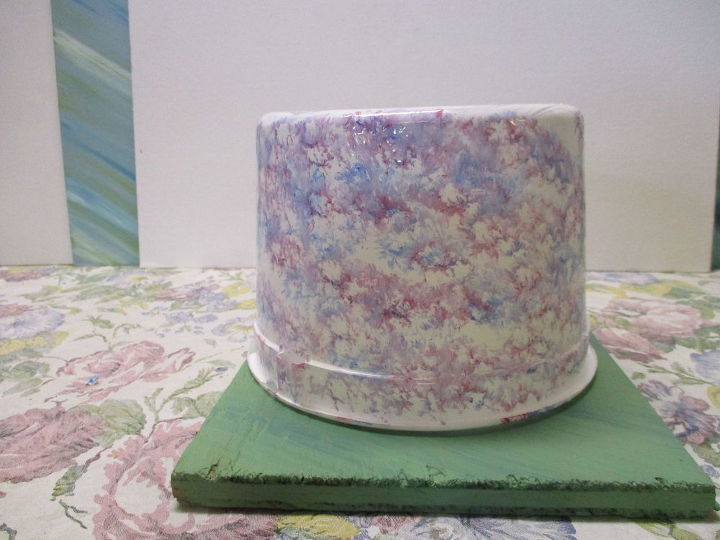 re purposed 5 qt icecream tub flower pot mini plant stand