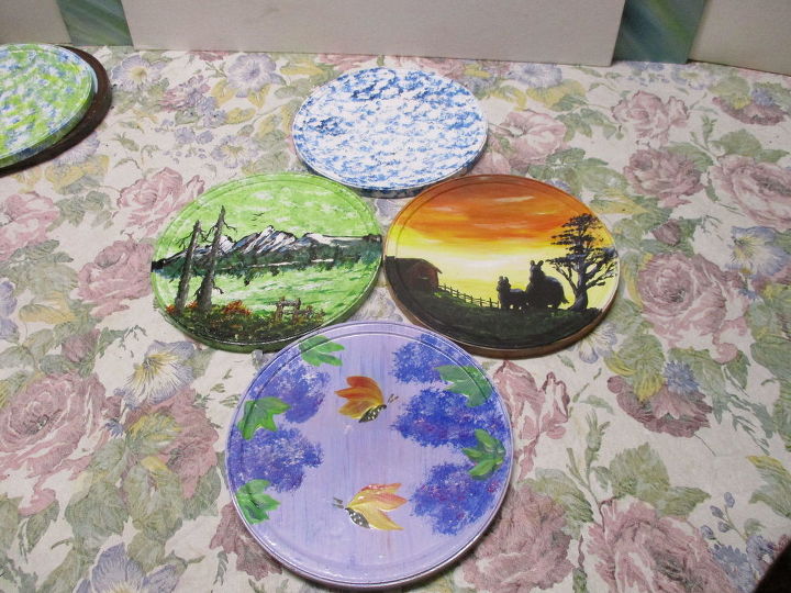 re purposed 5 qt icecream tub flower pot mini plant stand