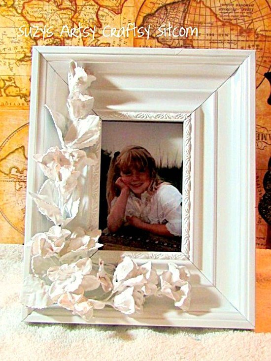 s 14 hidden home decor gems you can find in any dollar store, home decor, repurposing upcycling, Those cheapy fake flowers can be classy decor