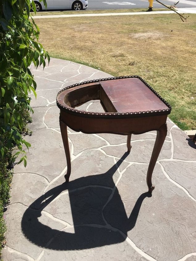 q what is this , furniture id, furniture repair, painted furniture, Table with bowl tray removed