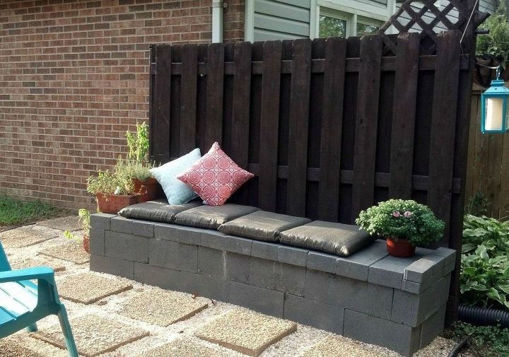 10 genius ways to use cinder blocks in your garden, Build a private corner for backyard BBQ s