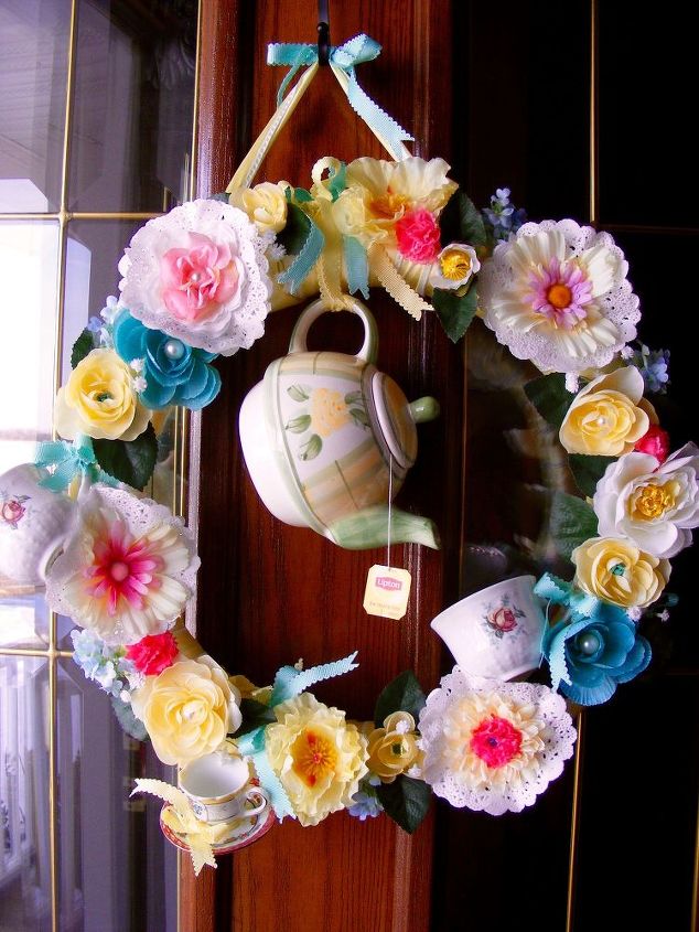 s don t ditch your broken teacups til you see what people do with them, repurposing upcycling, Tie a few to an adorable wreath