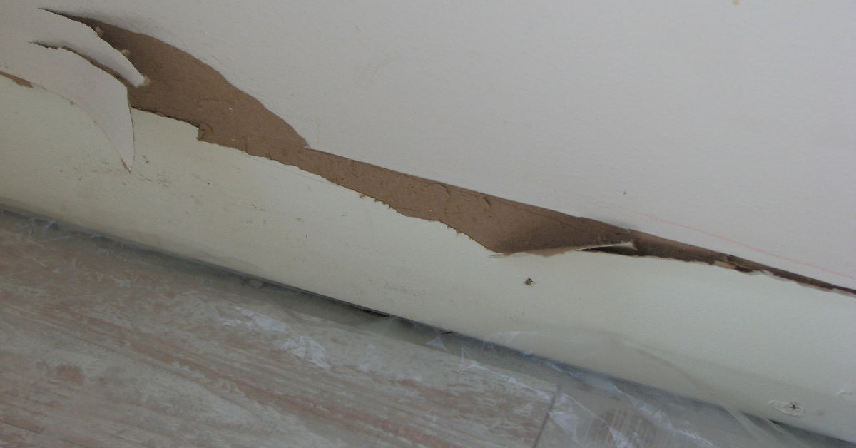 How to Repair Damaged Drywall AfterYour Baseboards Were Removed ...
