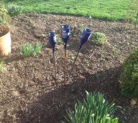 Add Color to Your Garden With Bottles--no Bottle Tree Required