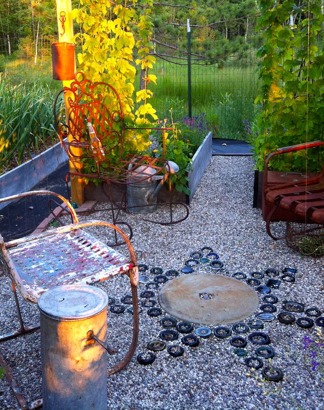 15 incredible backyard ideas using empty wine bottles, Bury a few in your garden as a mosaic