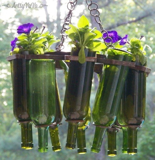 15 incredible backyard ideas using empty wine bottles, Use a few bottles as a planter chandelier