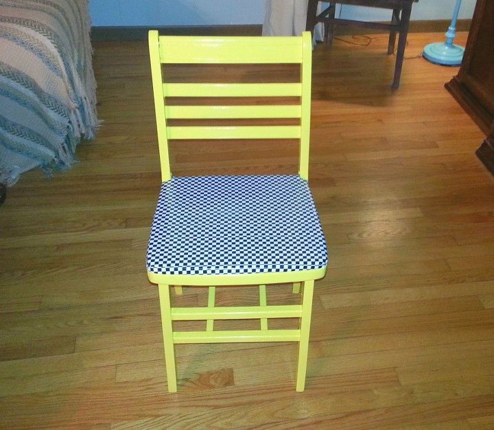 s 13 duct tape hacks every homeowner should know, crafts, furniture repair, repurposing upcycling, You can give a tired chair a fresh seat