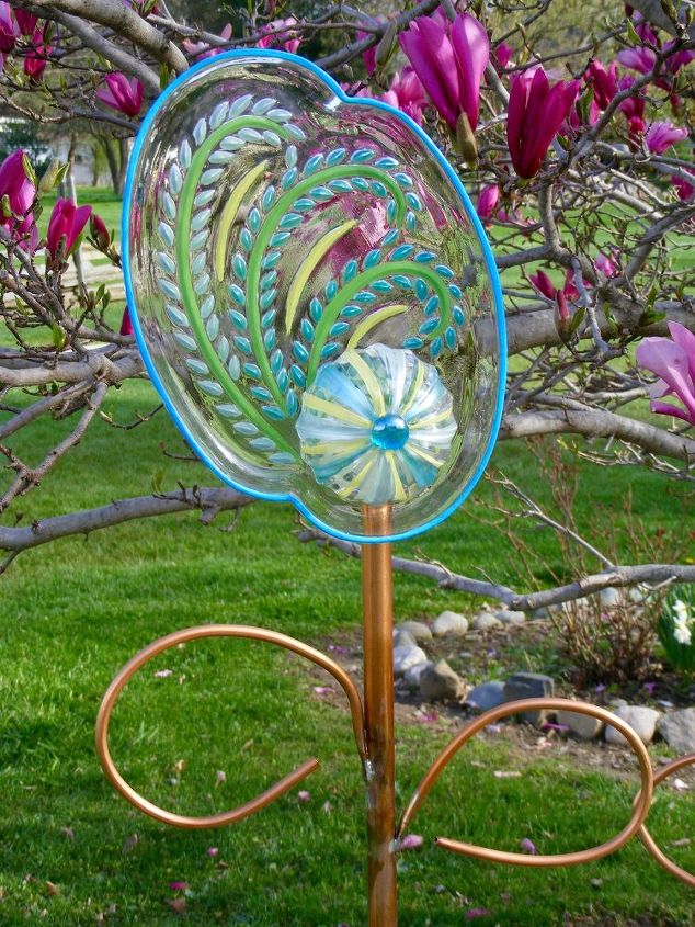 1st try at glass painted stained garden flower art , crafts, gardening, repurposing upcycling